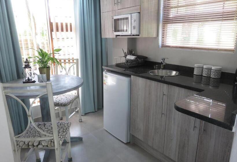 تختخواب و صبحانه Cul De Sac Accommodation