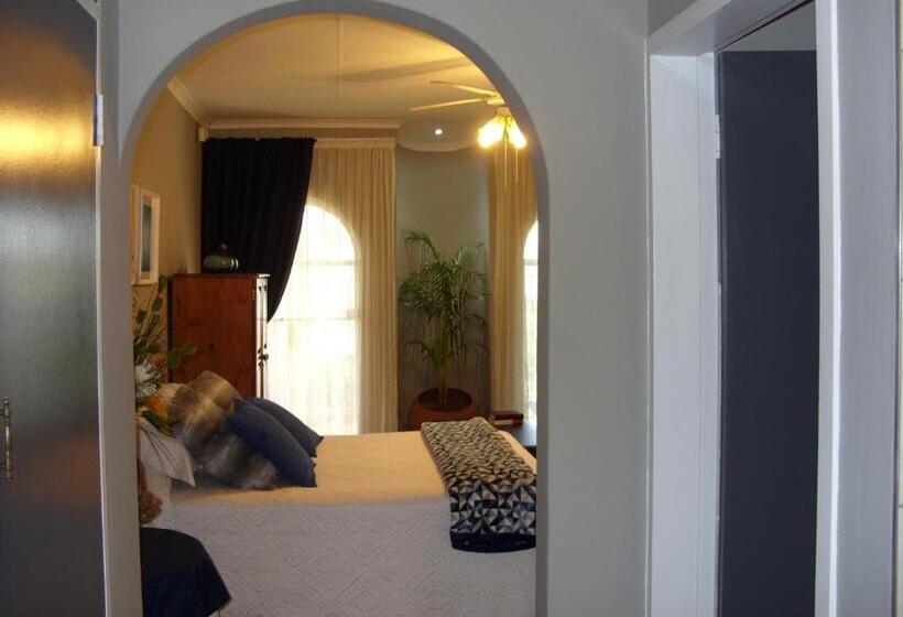 Bed and Breakfast Little Umhlanga. Sunflower Suite