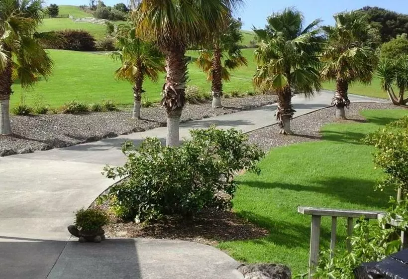 Aamiaismajoitus (B&B) Pukeko Nest