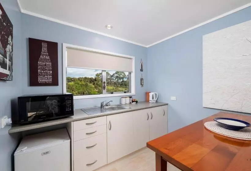 Aamiaismajoitus (B&B) Pukeko Nest