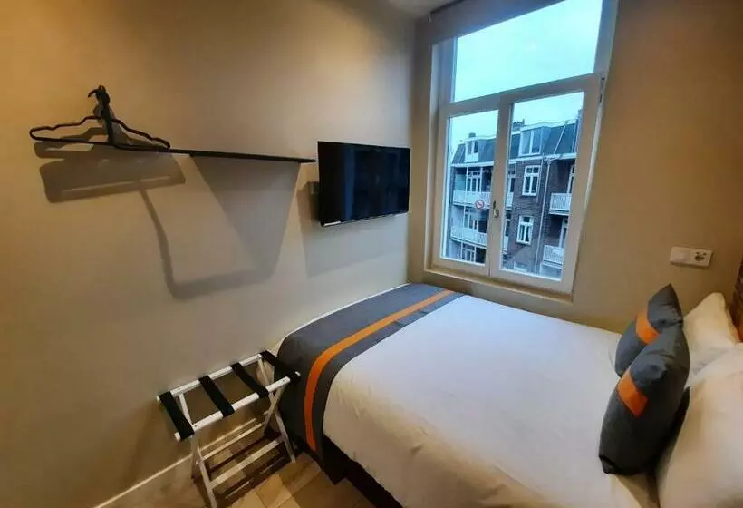 تختخواب و صبحانه Roomwest