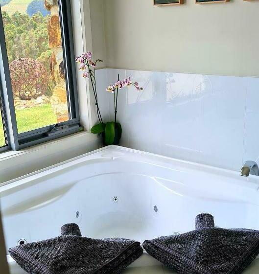 Eagle Rock Retreat B&b, Fish Creek