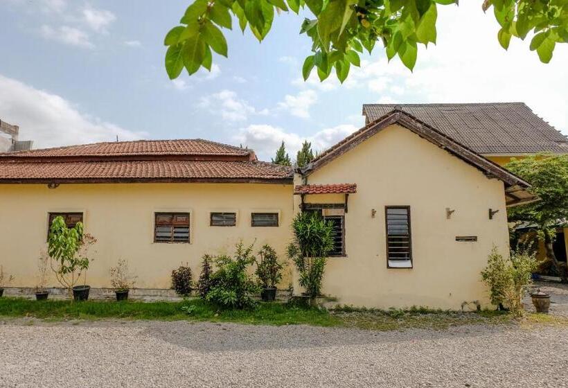 Hotelli Spot On 1847 Maya