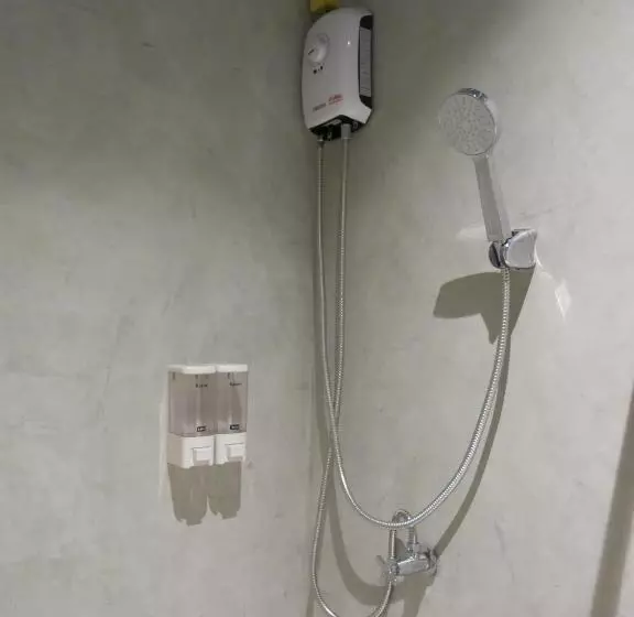 Niece Hostel Phuket Sha Extra Plus