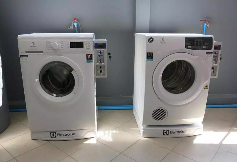 Niece Hostel Phuket Sha Extra Plus