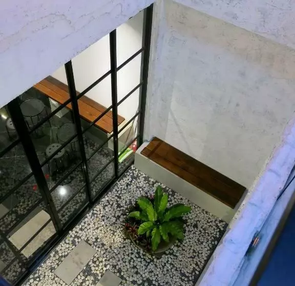 Niece Hostel Phuket Sha Extra Plus