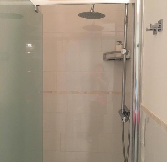 پانسیون Locus Amoenus