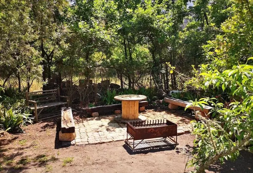 ペンション Oak Falls Accomodation