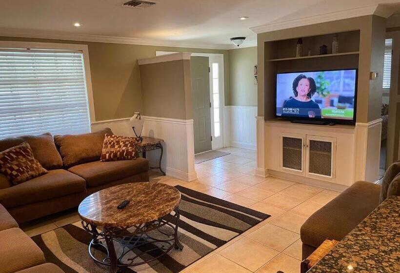 بنسيون Vacation Home On Alligator Drive