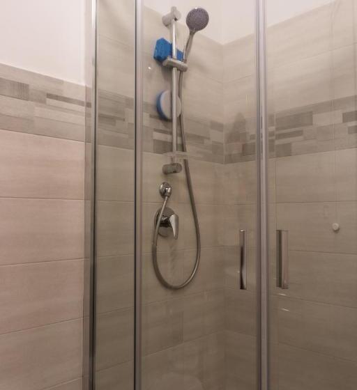 ベッドアンドブレックファースト Affittacamere Al Corso