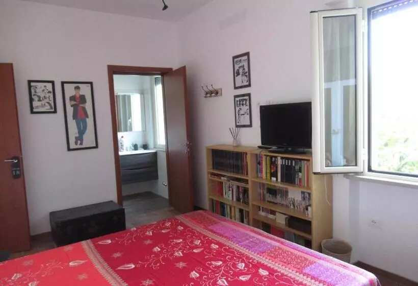 تختخواب و صبحانه La Casa Delle Storie