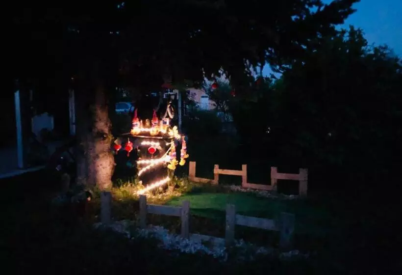 ベッドアンドブレックファースト Villa Cristal