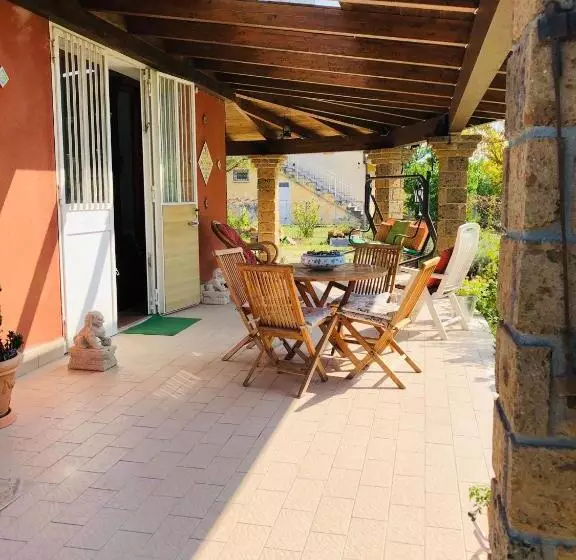 ベッドアンドブレックファースト Villa Cristal