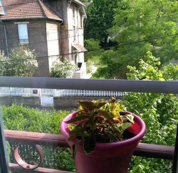 Aamiaismajoitus (B&B) Villa Giselle