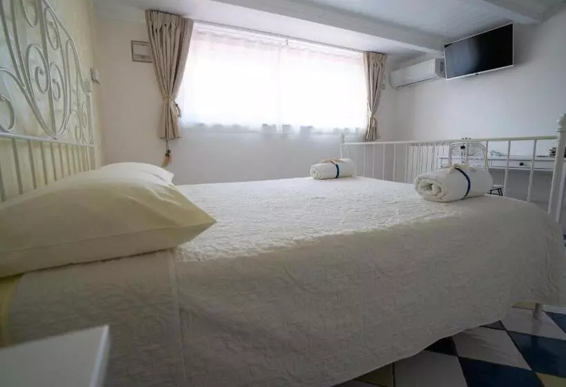 Cassiodoro Suite B&b