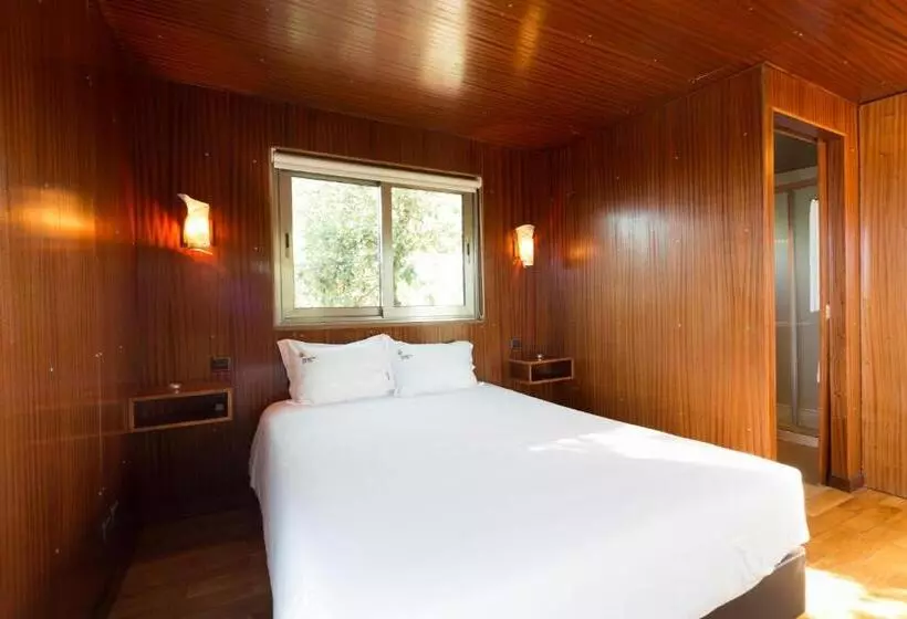 ホテル Encostas Do Côa Ter