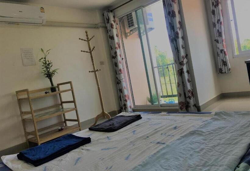 پانسیون Boom Inn