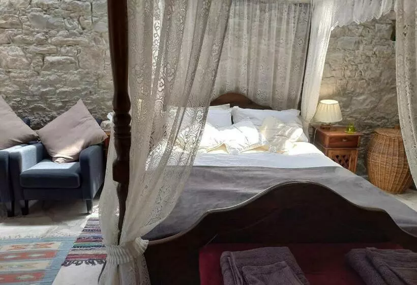 Majatalo The Spidaki