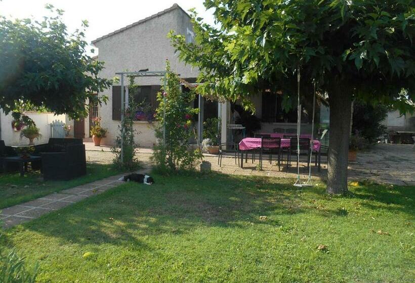 تختخواب و صبحانه Centre D énergies