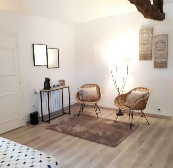 ベッドアンドブレックファースト Domaine De Merugat Chambre D Hôtes