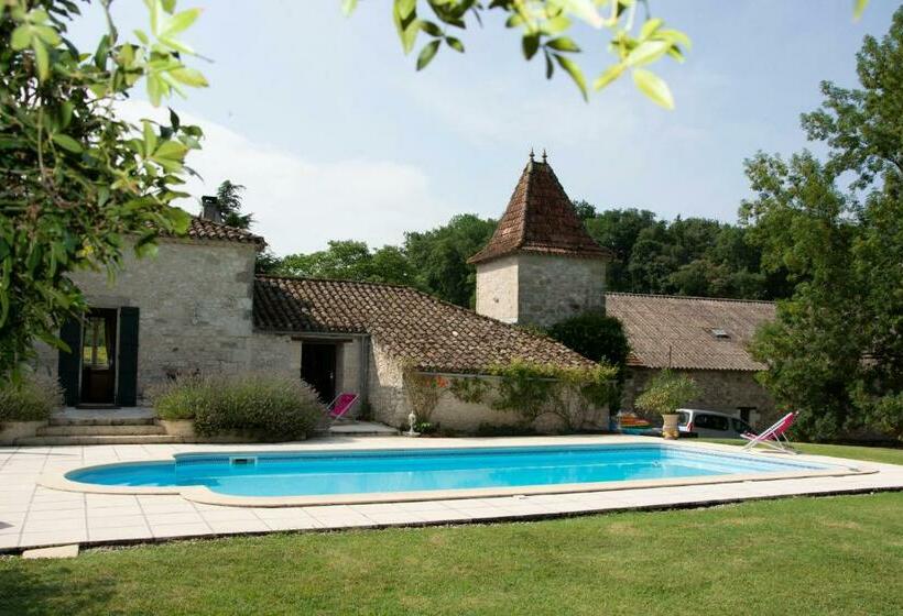 ベッドアンドブレックファースト Domaine De Merugat Chambre D Hôtes