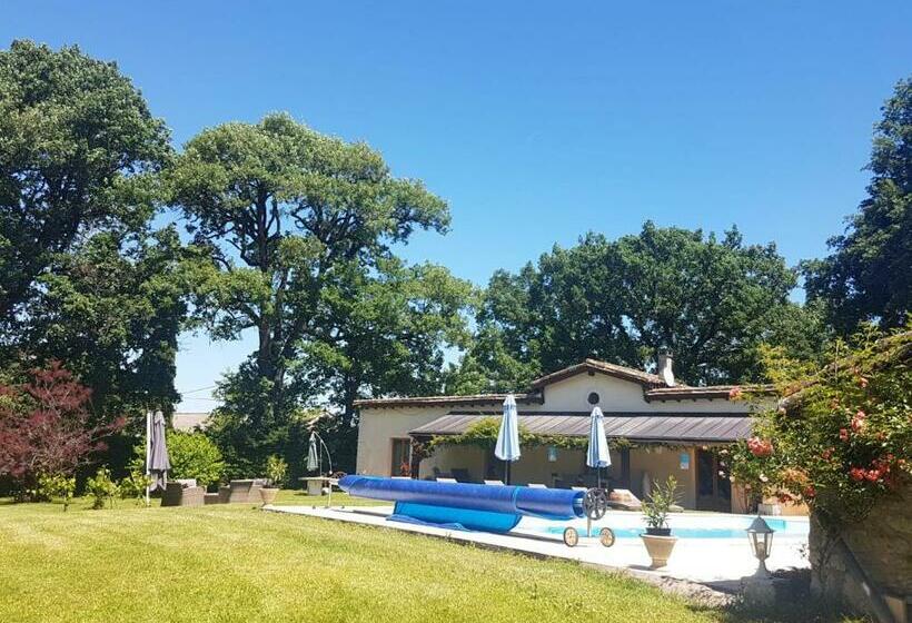 ベッドアンドブレックファースト Domaine De Merugat Chambre D Hôtes