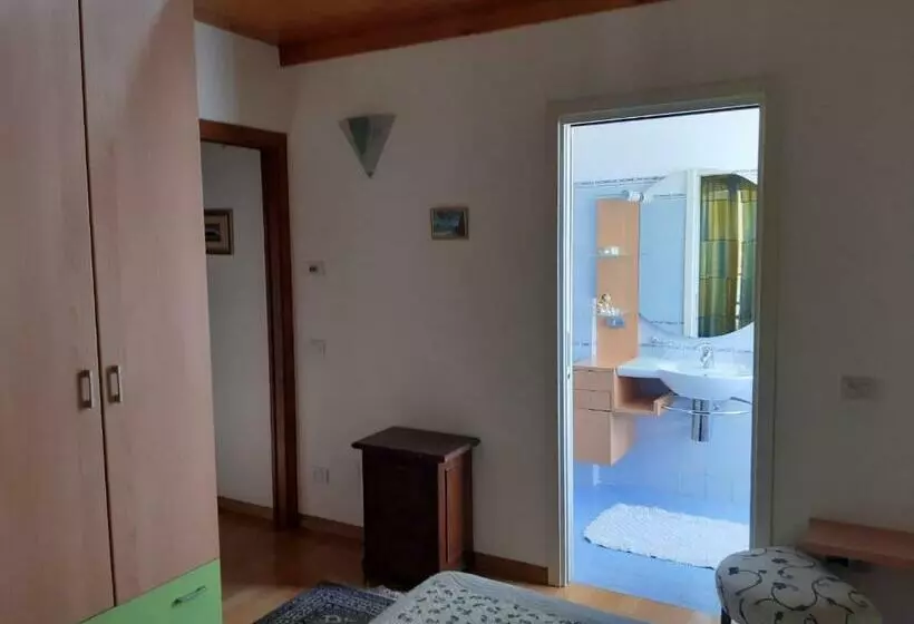 تختخواب و صبحانه La Casa Sul Golfo
