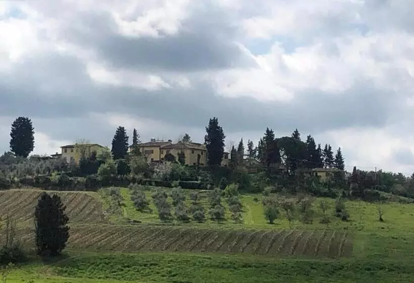 Aamiaismajoitus (B&B) La Loggia Del Ciliegio In Chianti