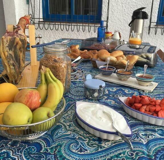 تختخواب و صبحانه Torre De La Campana