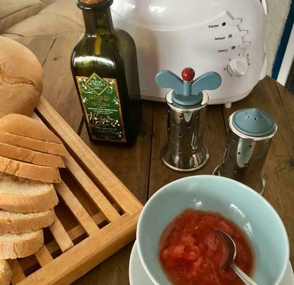 تختخواب و صبحانه Torre De La Campana