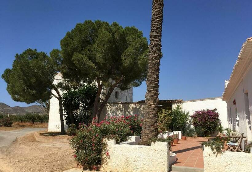 تختخواب و صبحانه Torre De La Campana