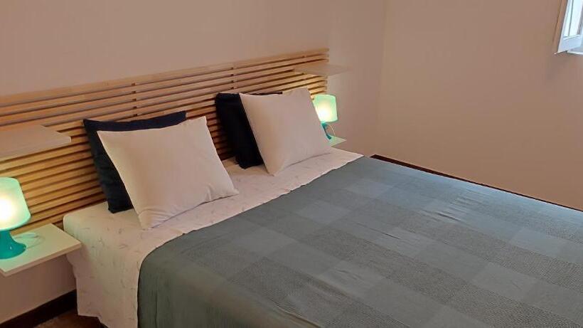 تختخواب و صبحانه Torre De La Campana