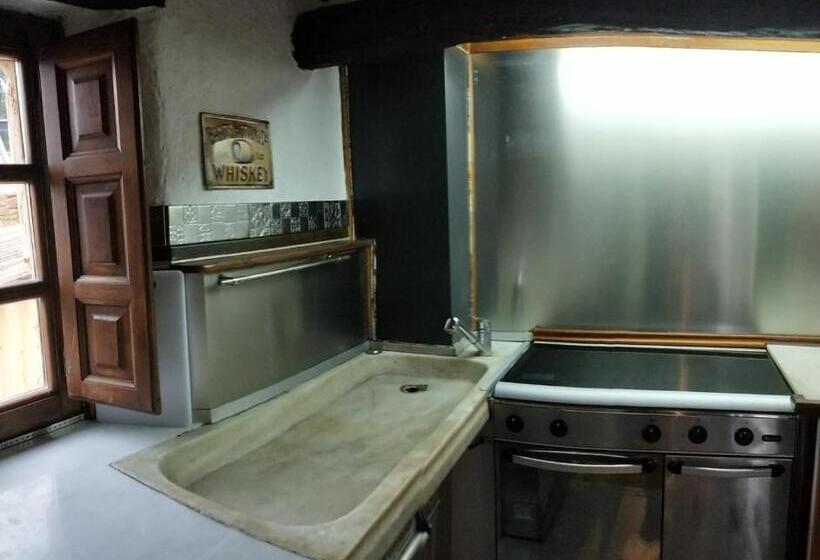 Отель Las Casas De Isu