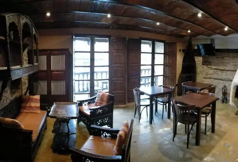 Hotelli Las Casas De Isu