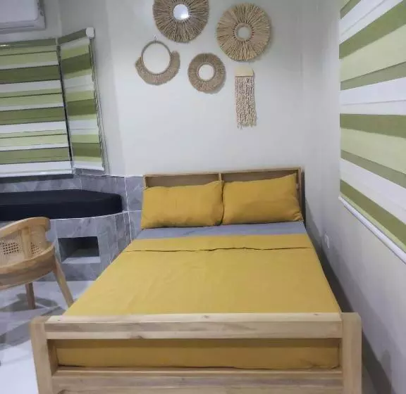 Hotelli Michaels Homestay   Farm Villa Nr Patar Beach & Bolinao Falls