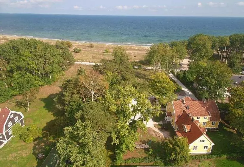 ホテル Strandvillan Ljugarn