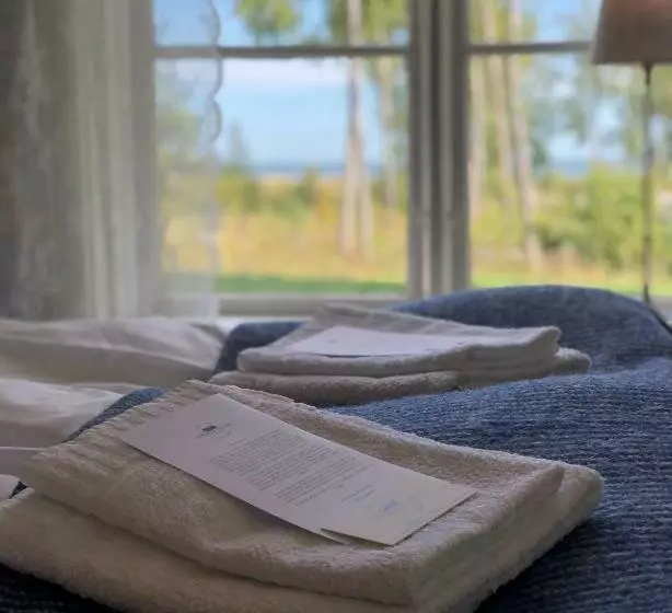 ホテル Strandvillan Ljugarn