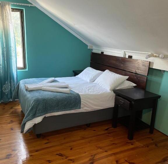 פנסיון 4kingston Close Umhlanga Ridge