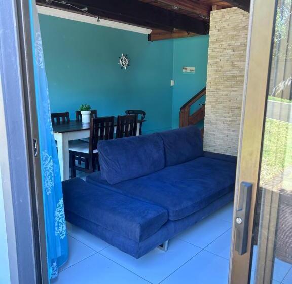 פנסיון 4kingston Close Umhlanga Ridge