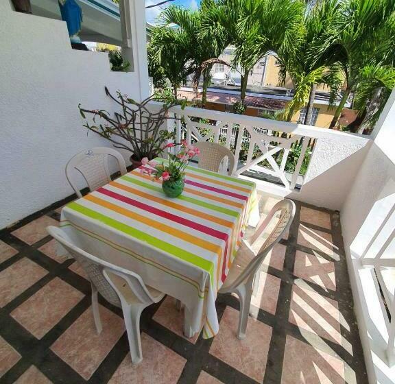 پانسیون Appartement & Studio Lolla