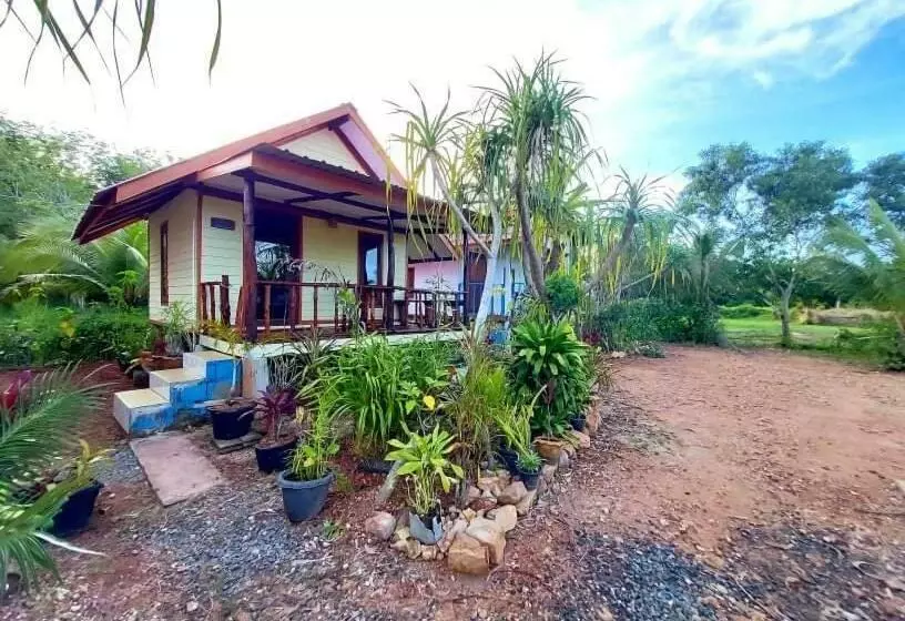 Majatalo Blue Sky Bungalow
