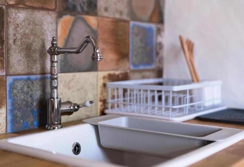 Пансион Bohemian Antique Guesthouse