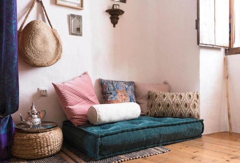 Пансион Bohemian Antique Guesthouse