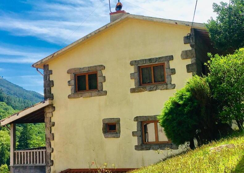 بنسيون Casa Do Pedrógo