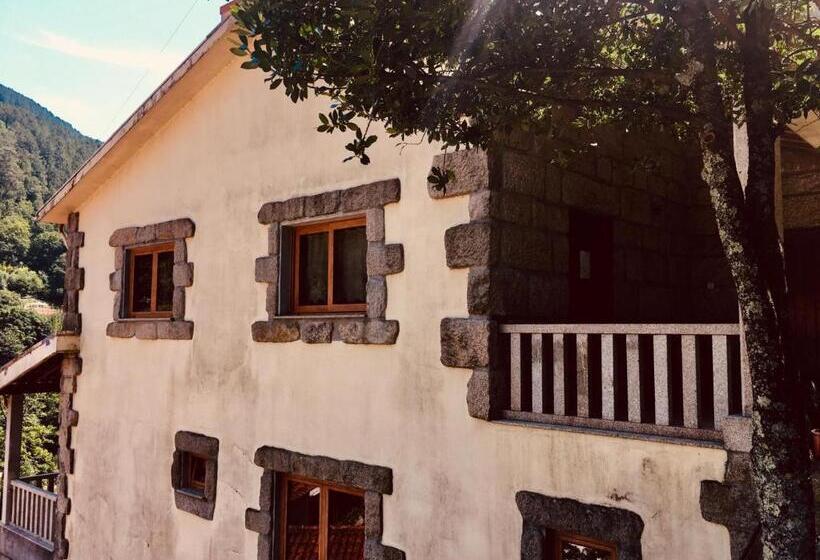 بنسيون Casa Do Pedrógo