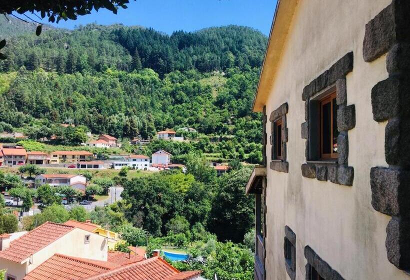 بنسيون Casa Do Pedrógo