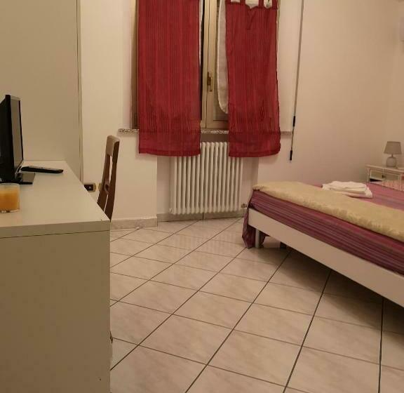 פנסיון Sul Confine