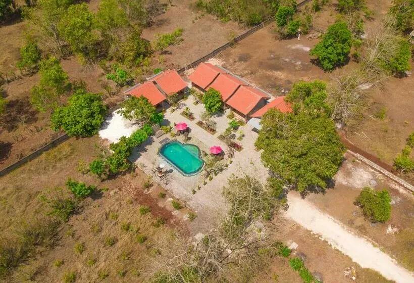 پانسیون Uluwatu Kayana Bungalows By Bukit Vista