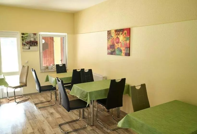 Pension Waldbad Dommitzsch