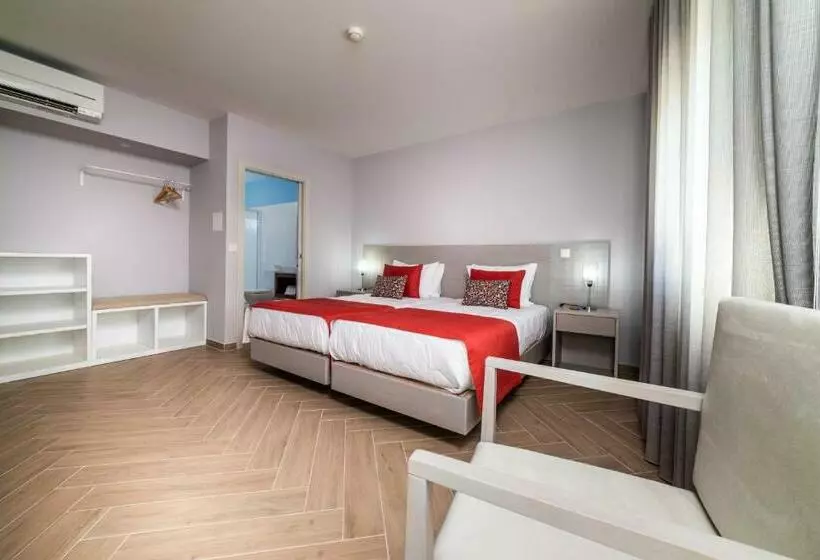 تختخواب و صبحانه Azul